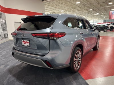 2021 Toyota Highlander Platinum