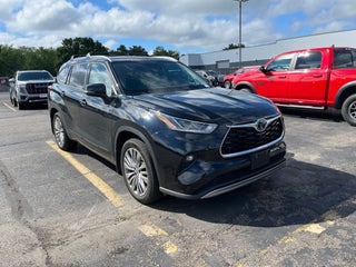 2022 Toyota Highlander Platinum