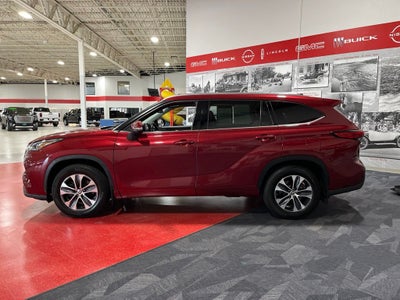 2020 Toyota Highlander XLE