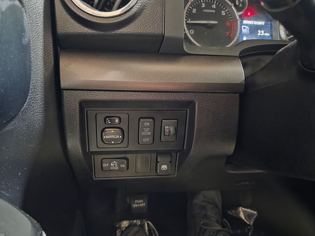2015 Toyota Tundra SR5 CrewMax