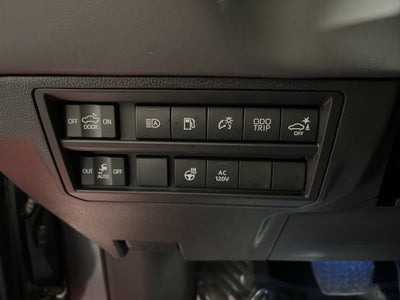 2024 Toyota Tundra Hybrid Platinum