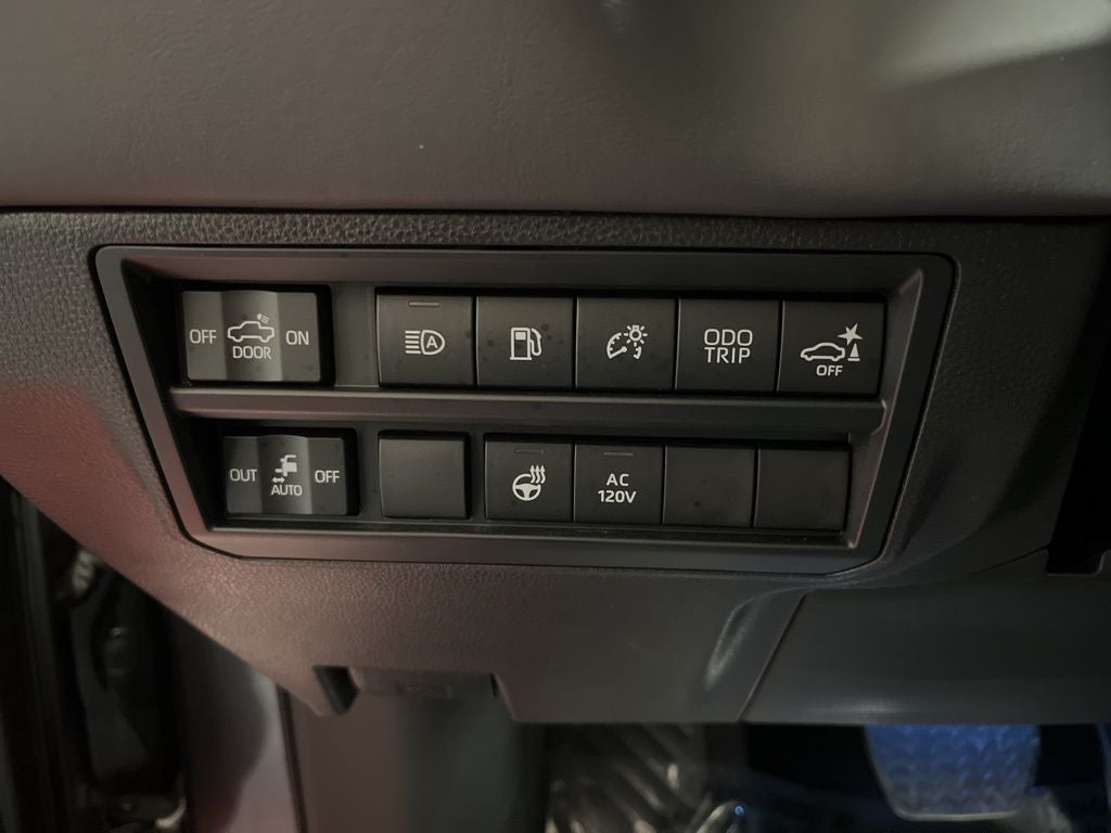 2024 Toyota Tundra Hybrid Platinum