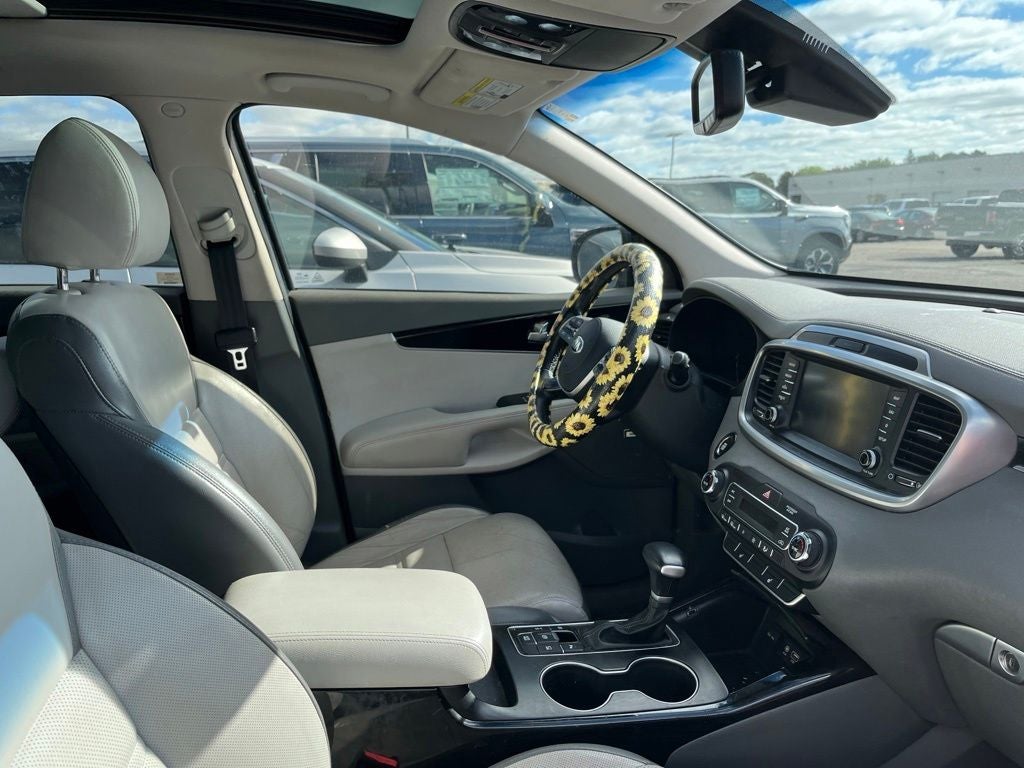 Used 2020 Kia Sorento SX with VIN 5XYPKDA58LG703497 for sale in St. Cloud, Minnesota