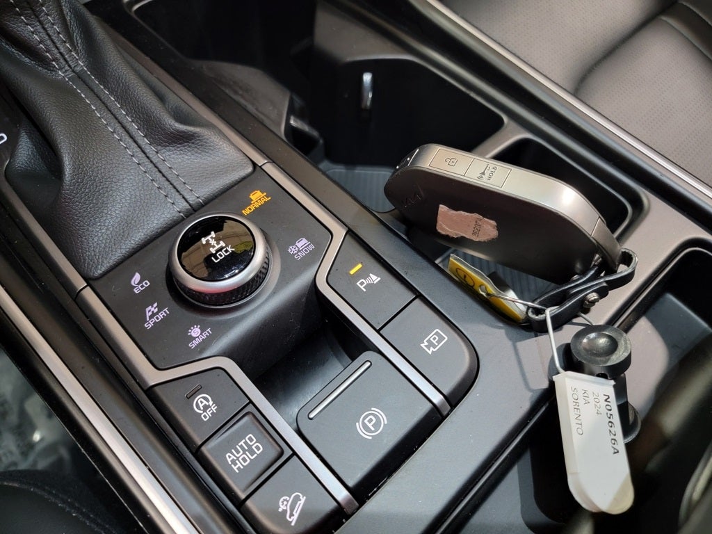 2024 Kia Sorento S