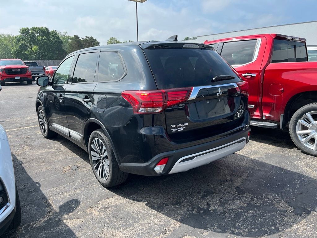 2020 Mitsubishi Outlander ES