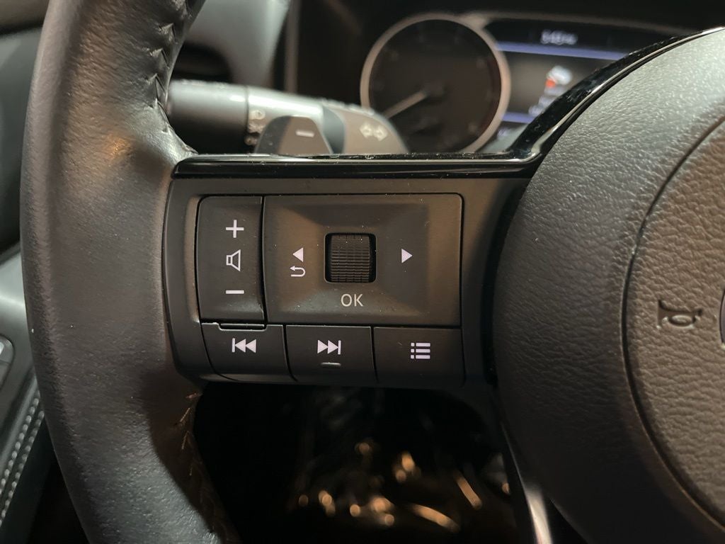 2023 Nissan Rogue SV Carbravo Certified