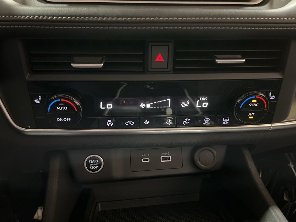 2023 Nissan Rogue SV Carbravo Certified