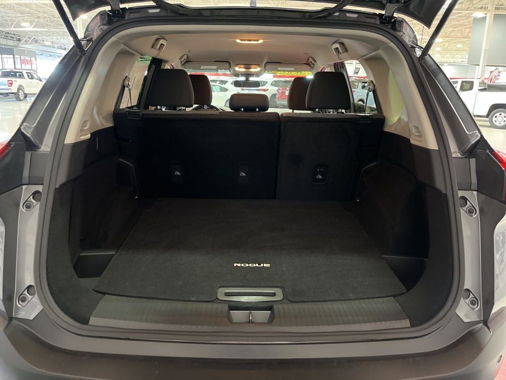 2023 Nissan Rogue SV Carbravo Certified