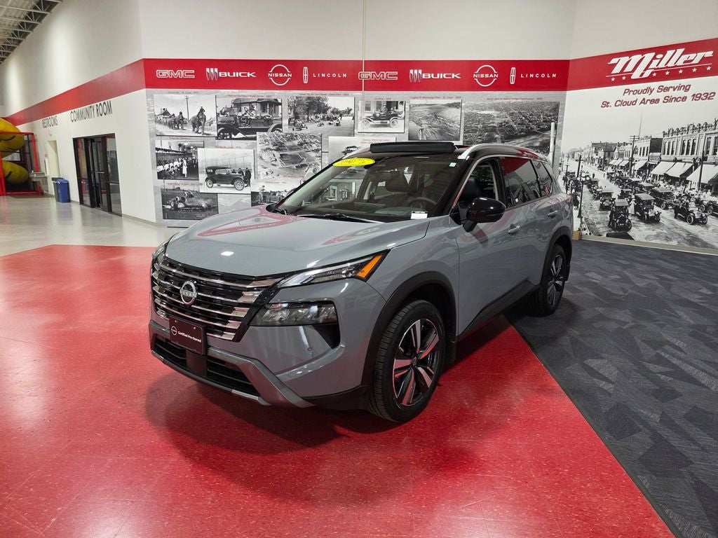 2025 Nissan Rogue SL