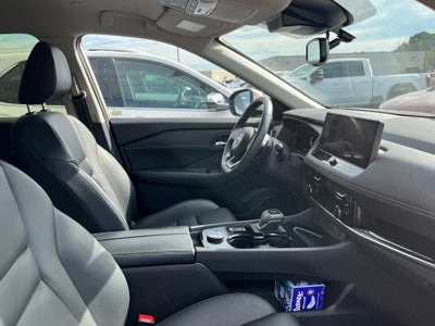 2024 Nissan Rogue SL