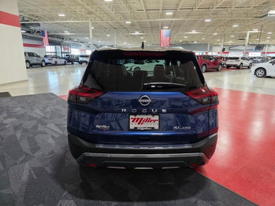 2023 Nissan Rogue SL Carbravo Certified