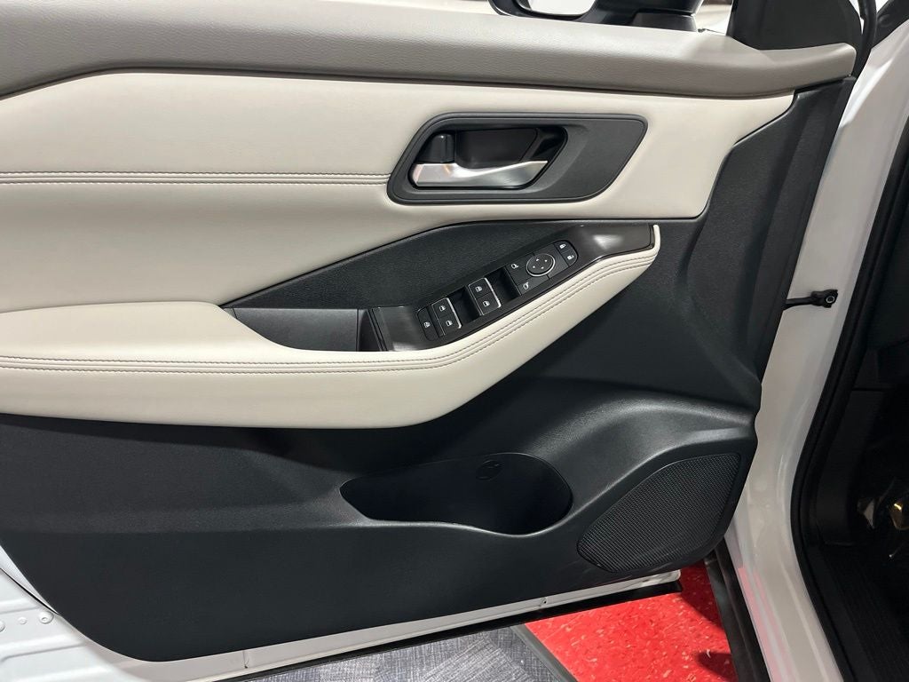 2025 Nissan Rogue SL CarBravo Certified