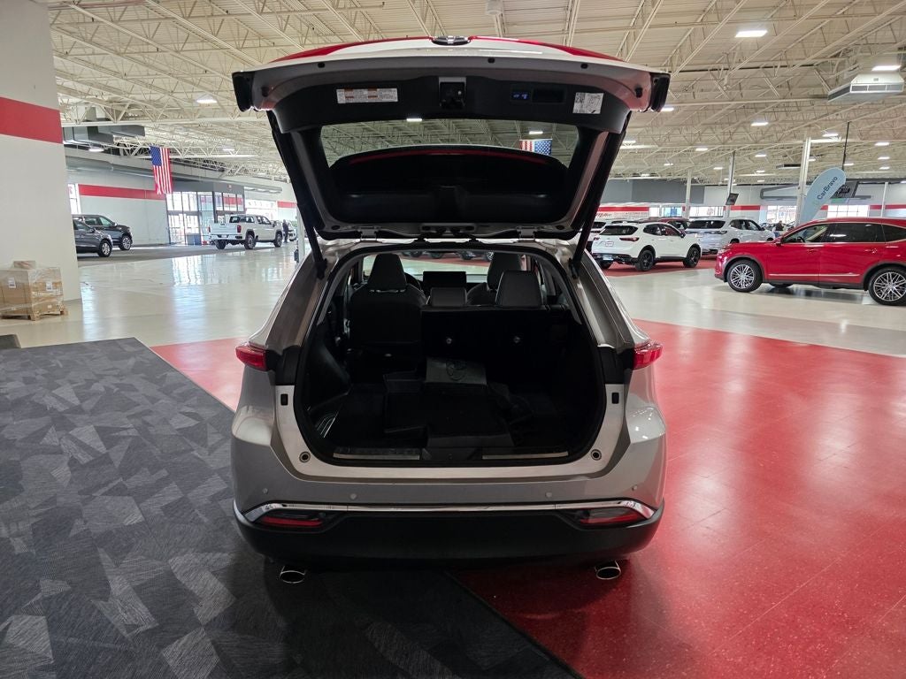 2021 Toyota Venza LE