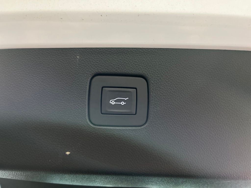 2024 Buick Envista Avenir CarBravo Certified