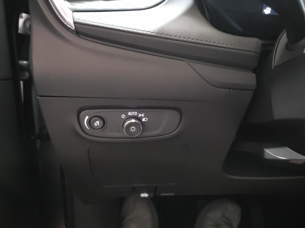 2024 Buick Encore GX Sport Touring CarBravo Certified
