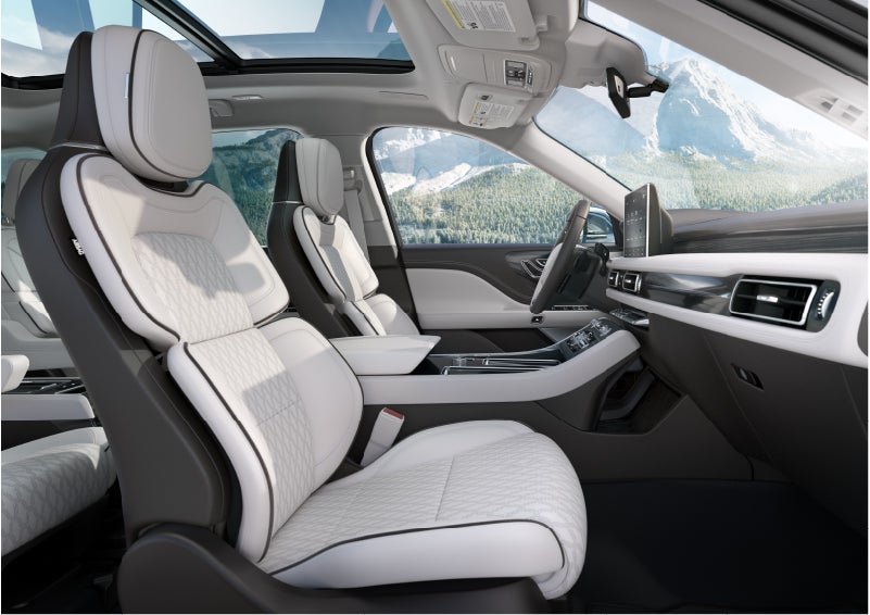 The interior of a Lincoln Aviator® Black Label model is shown in the Chalet theme | Miller Lincoln in Saint Cloud MN