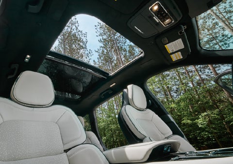 The front seats of a 2027 Lincoln Aviator® Black Label™ SUV | Miller Lincoln in Saint Cloud MN
