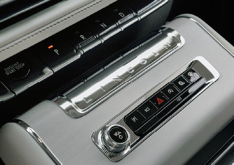 The piano key gear selector of a 2027 Lincoln Aviator® Back Label™ SUV. | Miller Lincoln in Saint Cloud MN